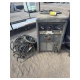 Lincoln Arc Idealarc TM-400/400 AC/DC Welder