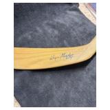 Wayne Gretzky Hockey Stick looks to be