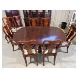Queen Ann Style Dining Table Cherry Finish with 8