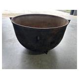Cast iron planter