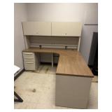 L-Shape Office Desk With Hutch