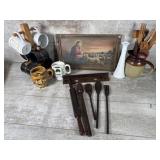 Picture, mugs, wall display
