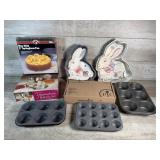 Baking Pans and Hot Pads