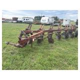 International 720 Plow