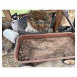 Wagon flower pots sprayers