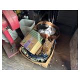 Miscellaneous decor