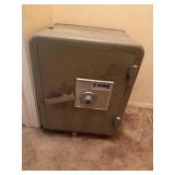 Heavy Sentry Safe