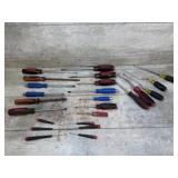 Various Sizes of Screwdrivers/ Phillips and P