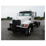 2005 MACK GRANITE CV713 TRI-AXLE CAB & CHASIS