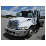 2007 INTERNATIONAL 4300 S/A FLATBED TRUCK
