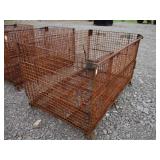 (1) WIRE BASKET