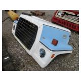 FORD 9000 TRUCK HOOD