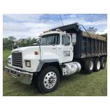 2000 MACK TRI-AXLE DUMP TRUCK