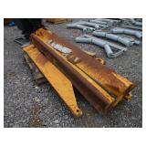 (1) VOLVO A35D TAILGATE W/BRACKETS