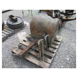 TRUCK HYD TANK & (2) TRUCK STEPS