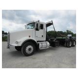 2013 KENWORTH T800 T/A ROLL-OFF TRUCK