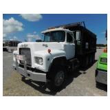 Heavy Duty Trucks - Dump Trucks 1990 MACK RD690S 2