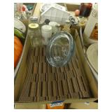 seasoning shakers, table mats, candy jar lid