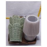 Home Decor Lot: Baskets, Lamp & Rug