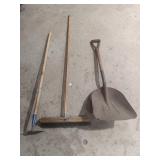 Assorted yard and garden tool lot