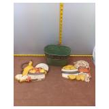 Kitchen Wall Decor & Oval Metal Planter Lot