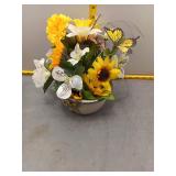 Ceramic Angel Decor, Floral Centerpieces