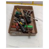 Box Lot - Screwdrivers & Hand Tools
