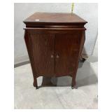 Vintage Oak Sewing Cabinet w/ Lift Top