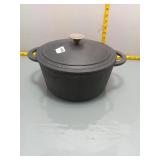 Crofton 5.5qt Cast Iron Dutch Oven w/ Lid