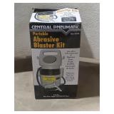 Central Pneumatic Portable Abrasive Blaster Kit