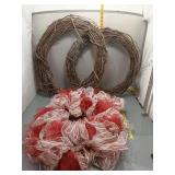 Grapevine Wreaths & Deco Mesh Wreath Set