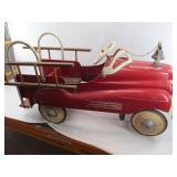 (1664) Vintage Toys, Model Vehicles, Halloween Decorations