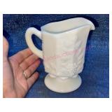 Vtg Westmoreland pitcher