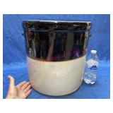 Vtg #6 brown & white crock (cracked)