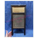 Old wood / metal washboard
