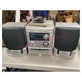 Nice Awia CD Stereo unit w/remote