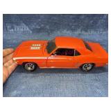 ERTL 1:18 Die cast 1969 Chevy Camero SS (orange)