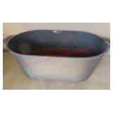Ant. Cast Iron Wash Boiler #2 (patio) 1800