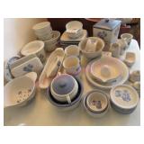 Pfaltzgraff Lot C (various pieces)
