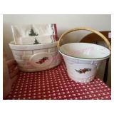2pc Pfaltzgraff Christmas Heritage pieces BR1