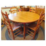 Tell City maple dining table, 4 chairs, 2 leaves