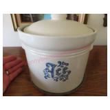 Pfaltzgraff larger Ice Crock w/ lid 650 USA
