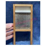 Ant. Wolverine tiny toy washboard 3.5x7