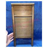 Ant. "Dubl Handi" lingerie washboard Columbus