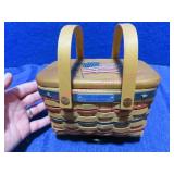2002 Longaberger Bee Basket & Flag lid God Bless