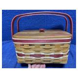 2009 Longaberger Lunchbox basket **SIGNED** nice