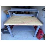 Nice 4ft wide shop work table (adjustable height)