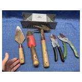 Hand tools & small animal live trap