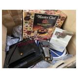 Box: Vtg small kitchen appliances