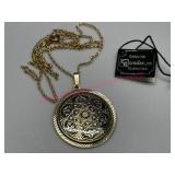 Vtg Spanish Toledo Damascene pendant necklace